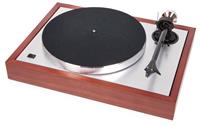 A detailed review of the Pro-Ject The Classic vinyl player with descriptions, photos and specifications.