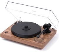 A detailed review of the vinyl player Pro-Ject 2-Xperience SB Special Edition: Sgt. Pepper with descriptions, photos and features